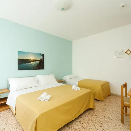 Hotel Roma 2*