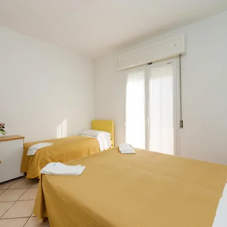 Hotel Roma 2*