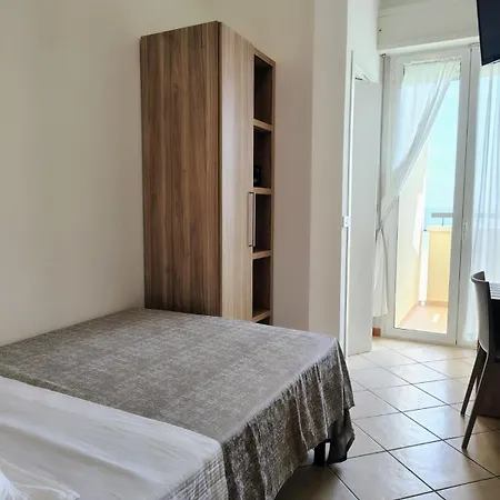 Roma 2* Rimini