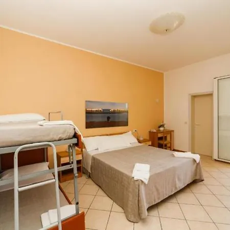 Roma 2* Rimini