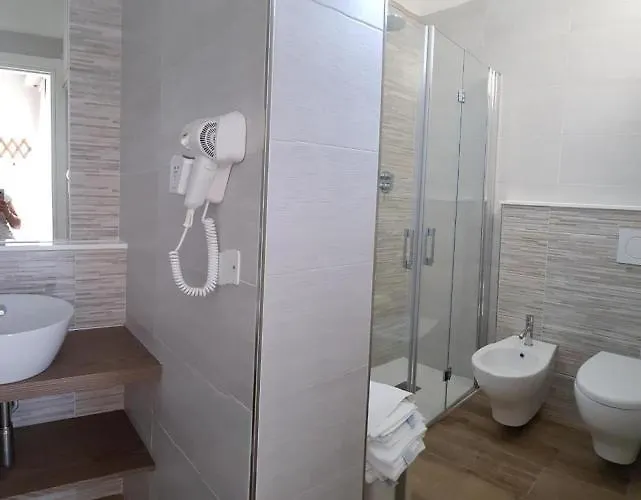 Hotel Roma 2*